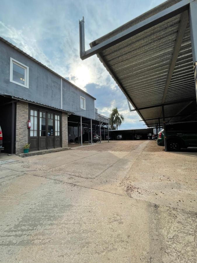 Loft & Suites Centro Salto Buitenkant foto